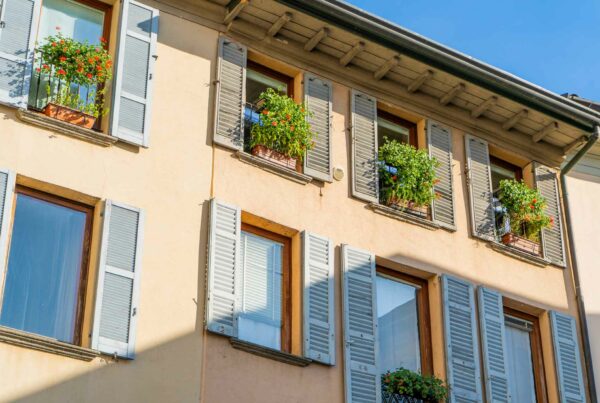 Serramenti e infissi preventivo online: motivazioni reali e comportamento dei clienti prospect